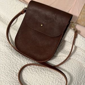 New Without Tags MeanWhile aback On The Farm Saddle Crossbody